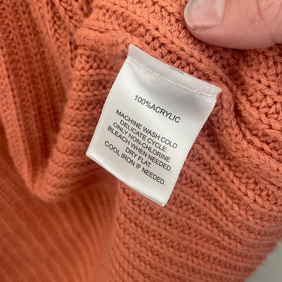 Madison Grey Small Coral Cardigan Sweater - Picture 6 of 7